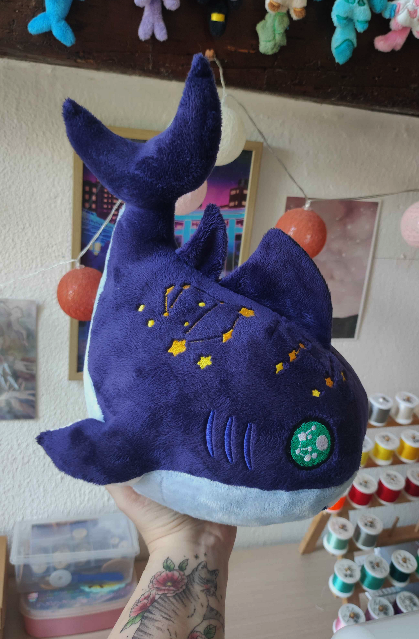 Requin-baleine stellaire indigo