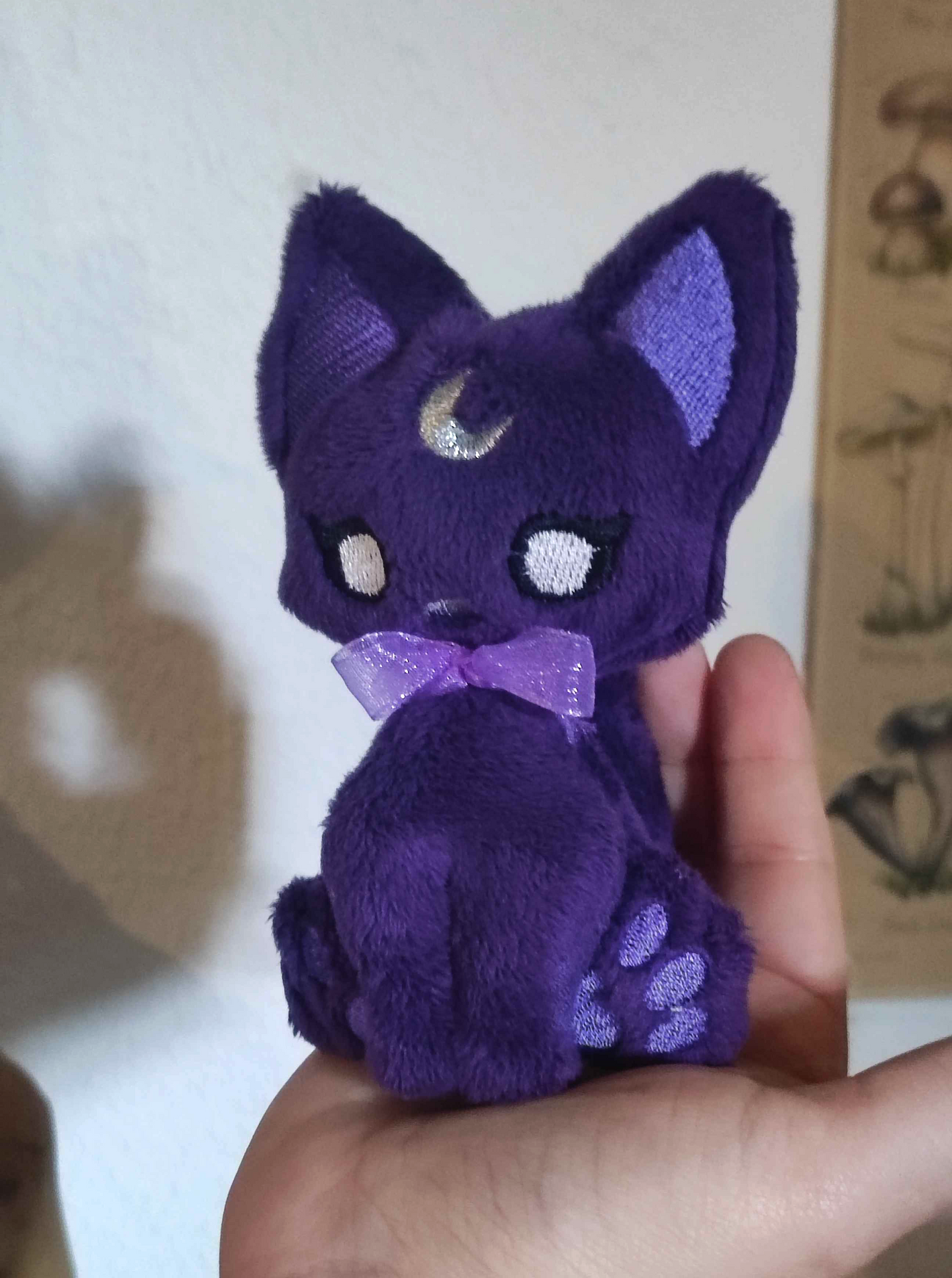 Chat lunaire - Astra