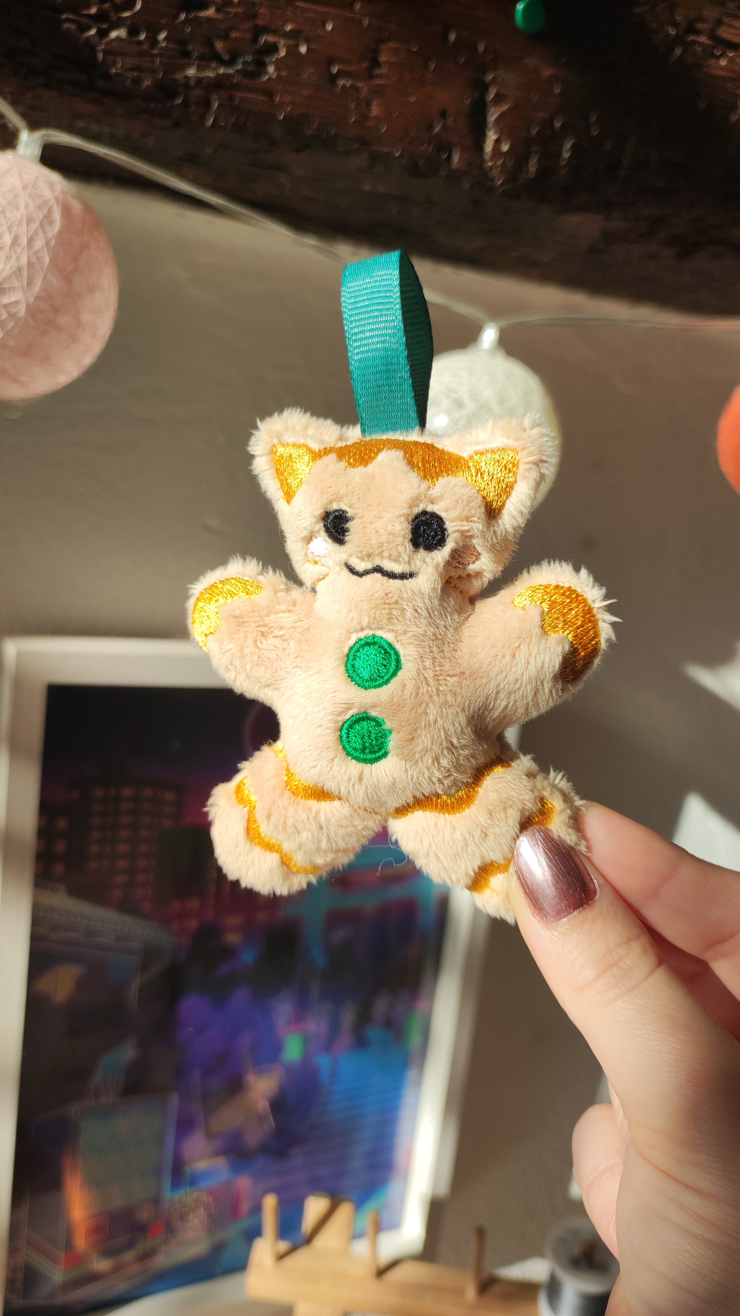 Gingerbread Cookie Kitty Charm