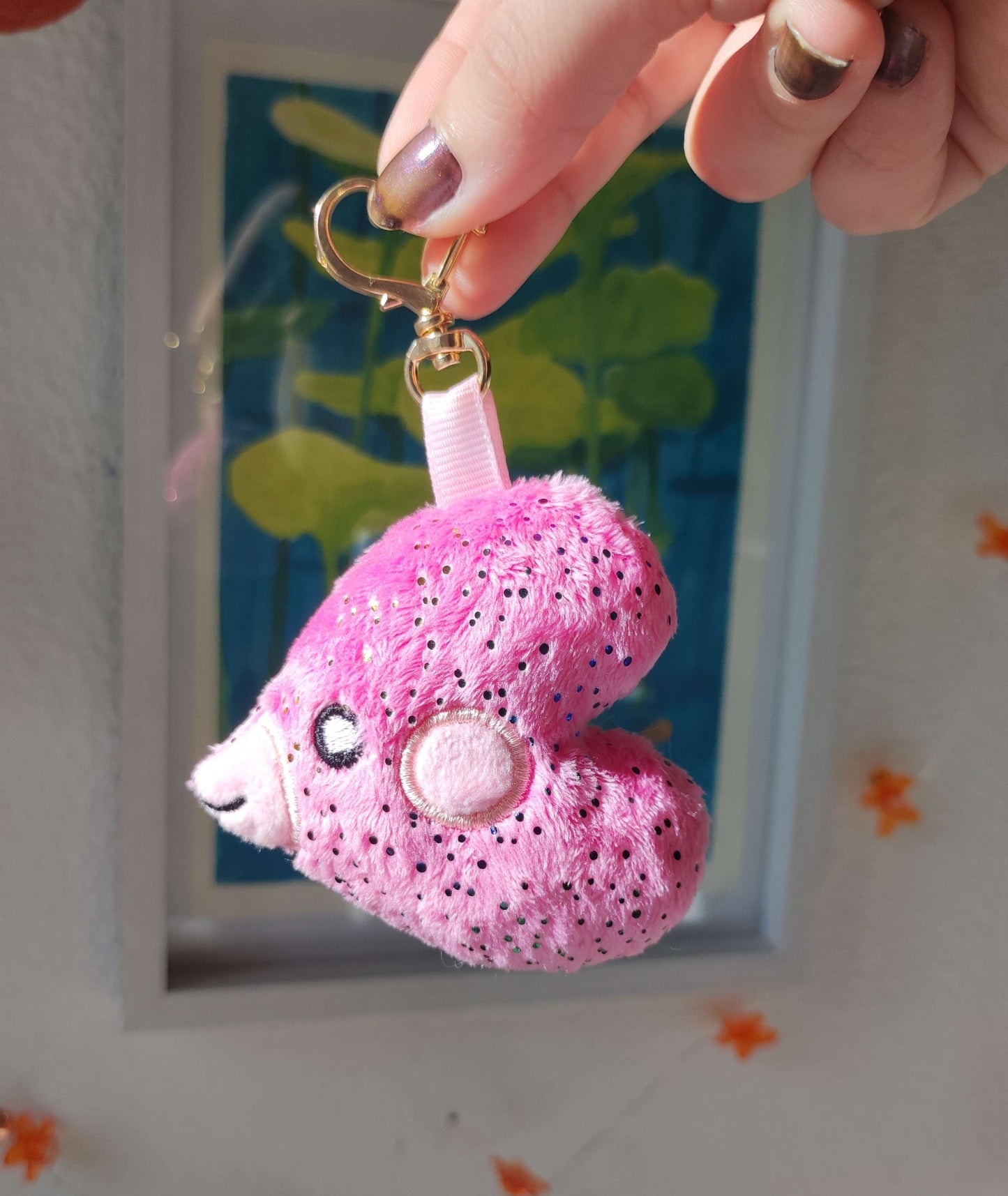 Love Fish - keychain (magnetic mouth)