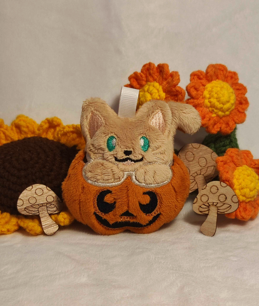 Pumpkat - Blonde - Cat in a pumpkin