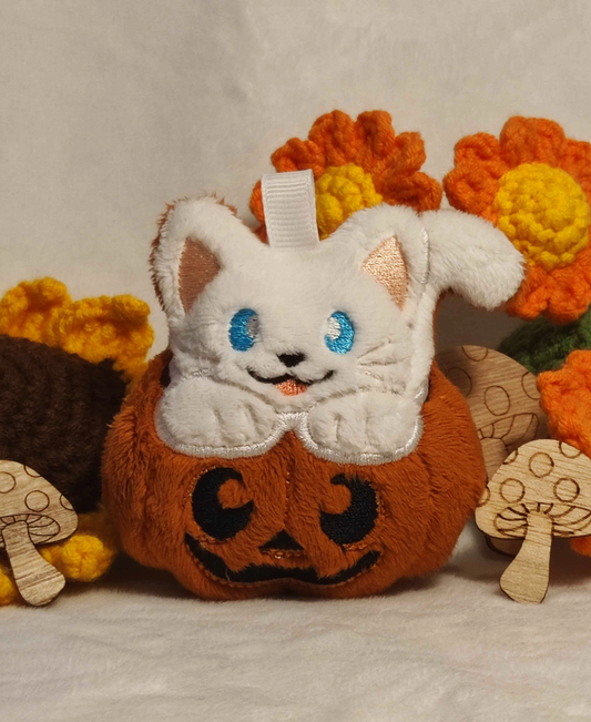 Pumpkat - White - Cat in a pumpkin