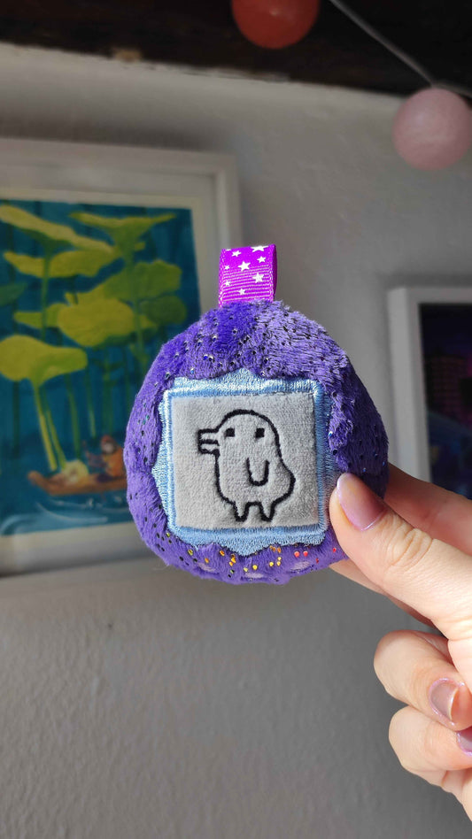 Retro Pocket Egg Friend - Purple Kuchi