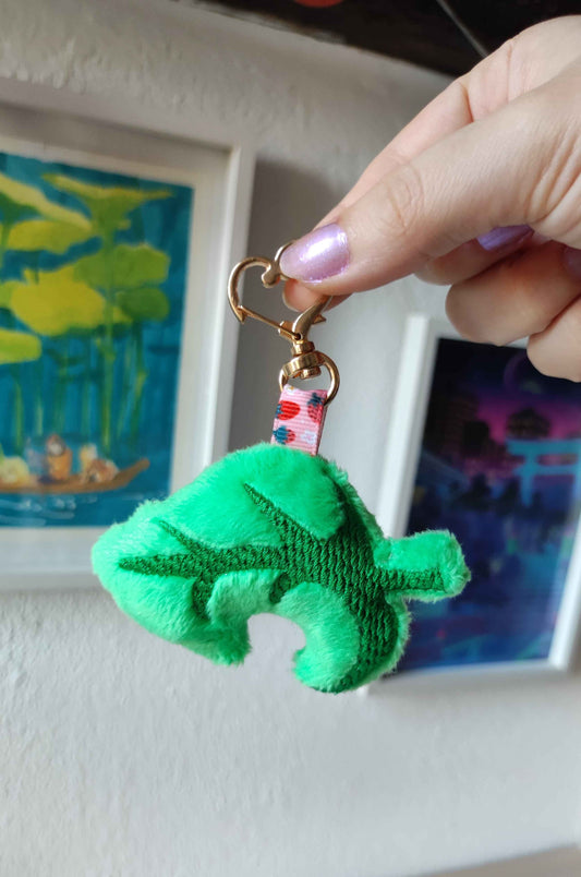 Leaf keychain