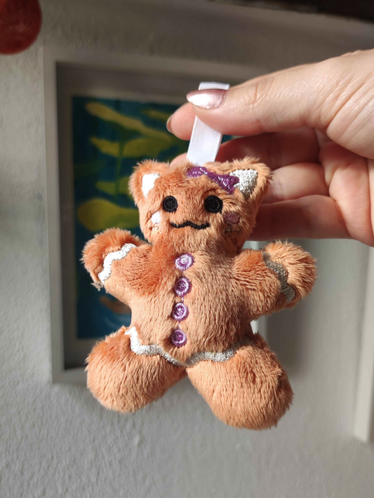 Gingerbread Cookie Kitty Charm