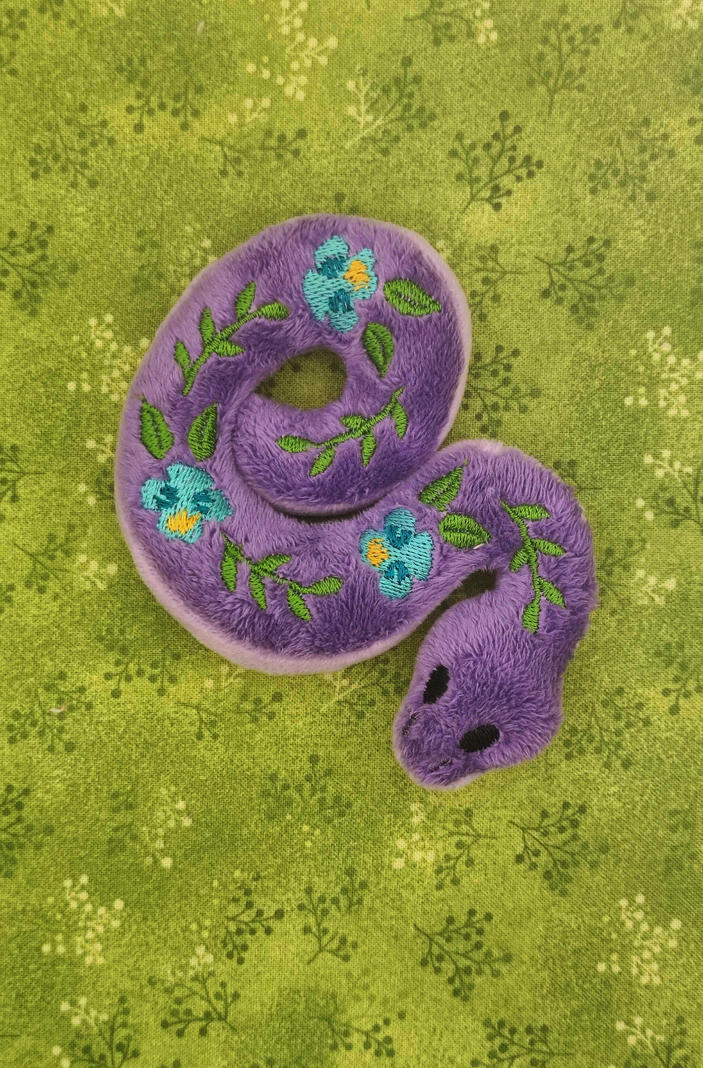 Purple Pansy - Mini Snake