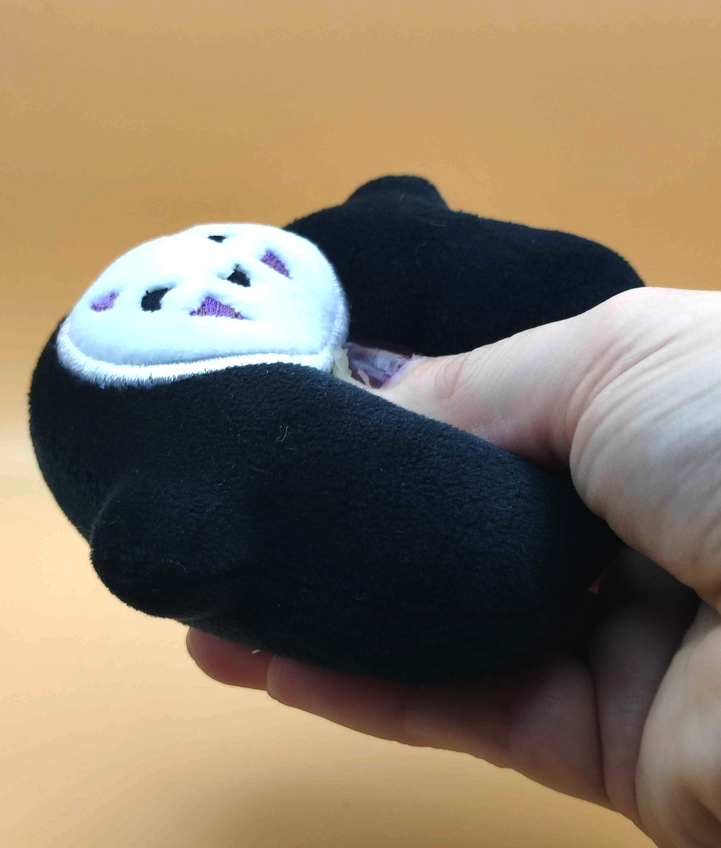 Fantôme au visage masqué - Mochi moelleux