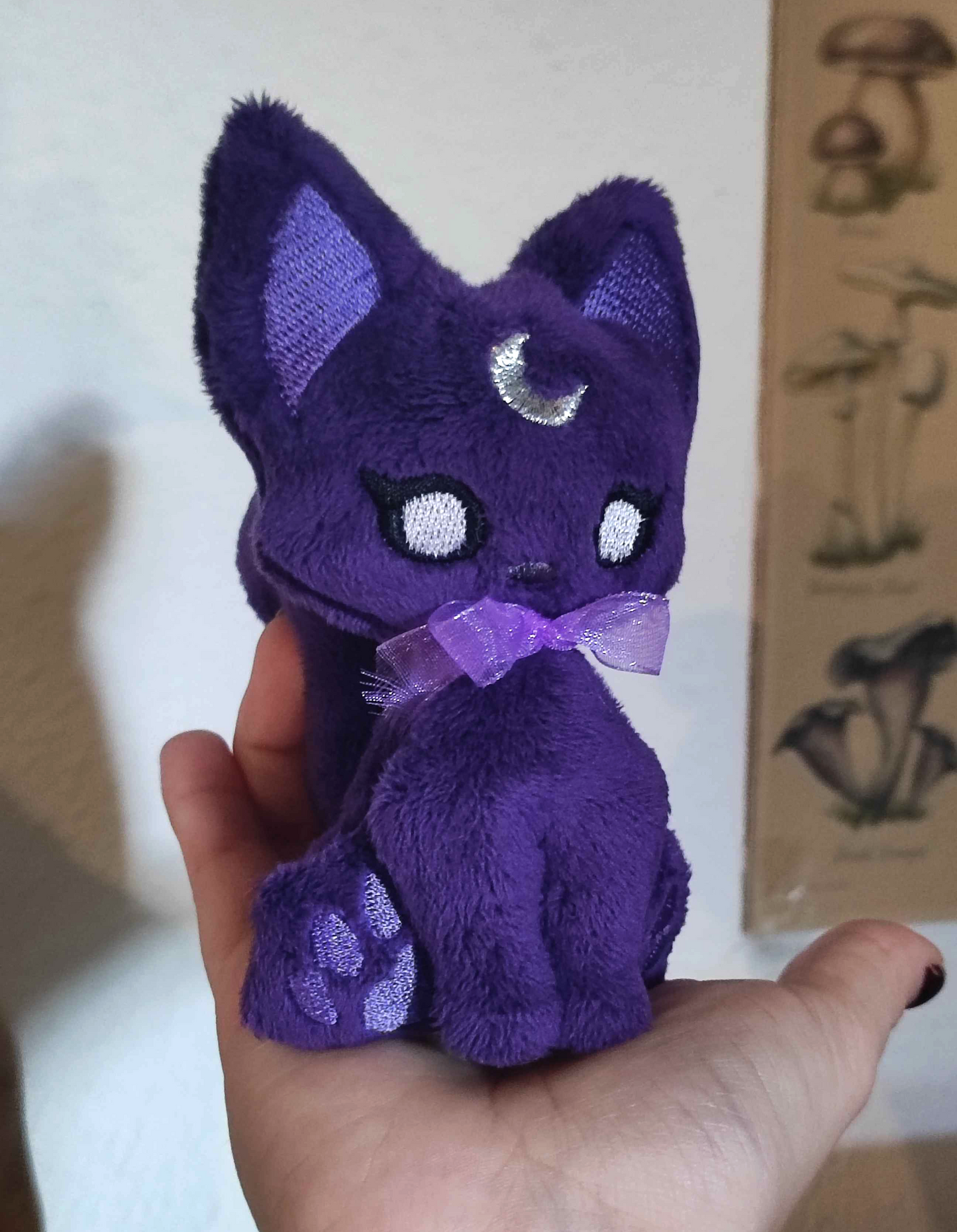 Chat lunaire - Astra