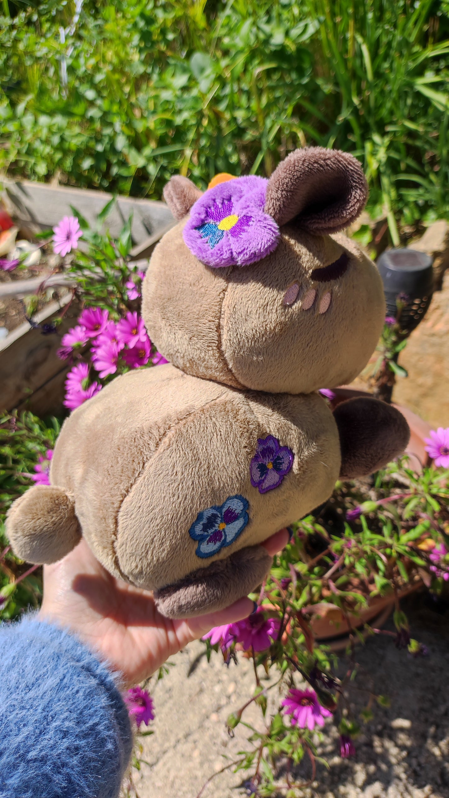 Freyja - Flower Capybara