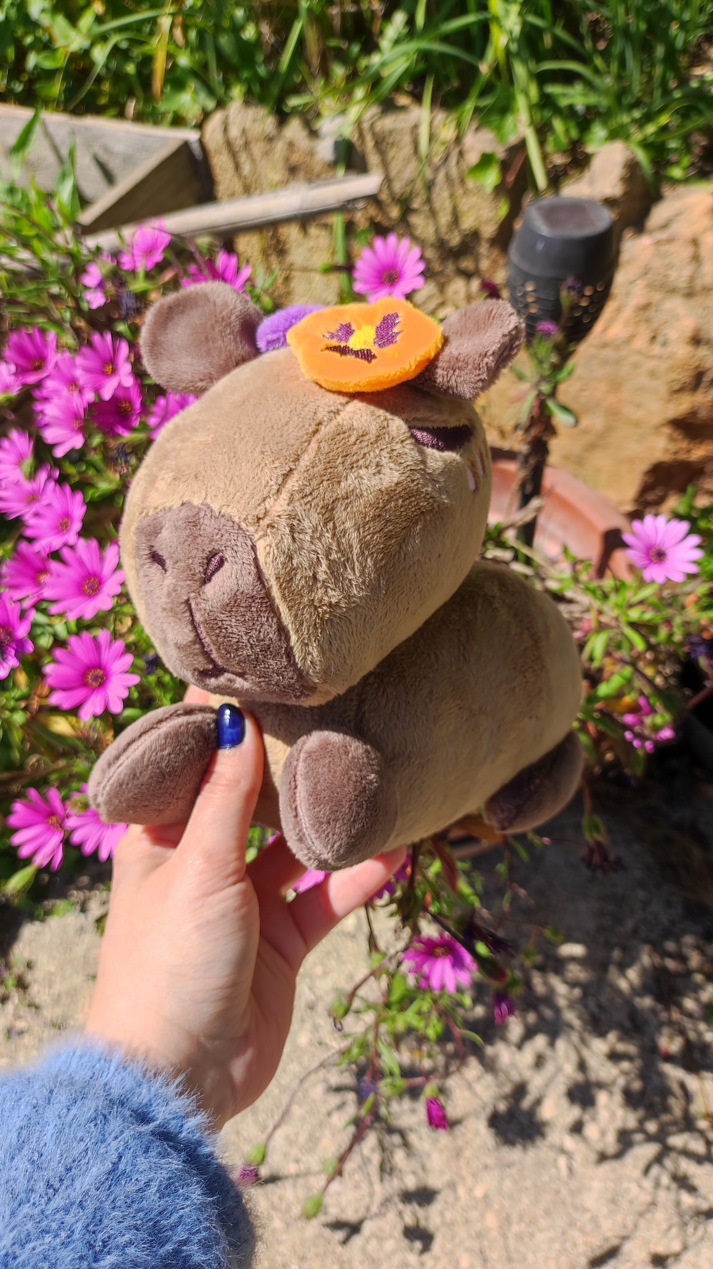 Freyja - Flower Capybara